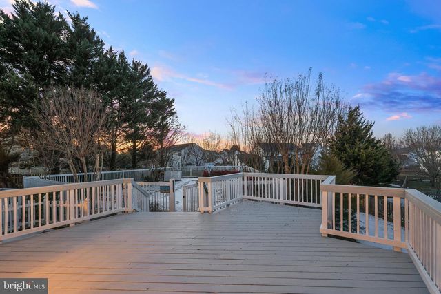 64 WALNUT FARMS PKWY, Fredericksburg, VA 22405