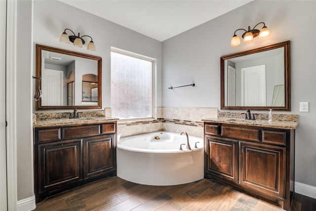 9615 Edgeway Circle, Rowlett, TX 75089