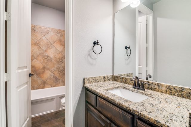 9615 Edgeway Circle, Rowlett, TX 75089