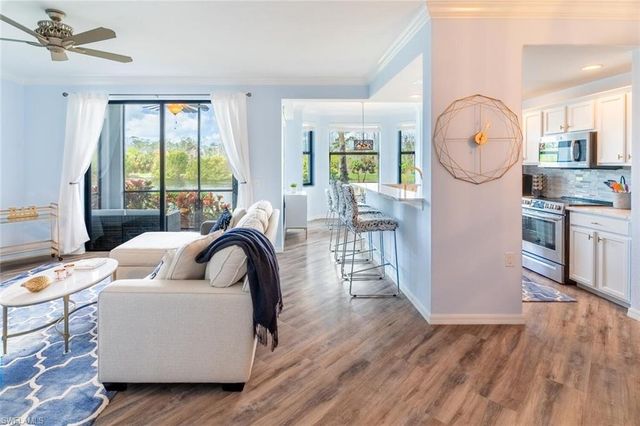 9820 Giaveno CIR # 1413, Naples, FL 34113