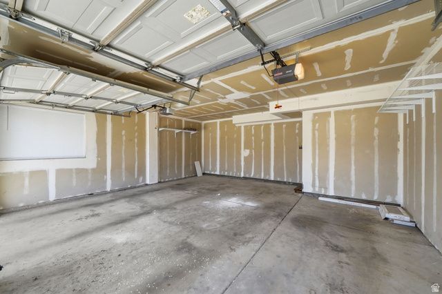 4896 W ASPEN SPRINGS DR, Riverton, UT 84096