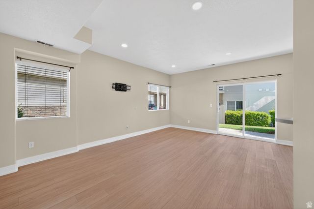 4896 W ASPEN SPRINGS DR, Riverton, UT 84096