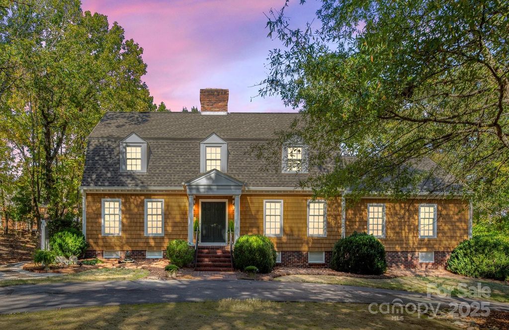 674 Abington Drive NE, Concord, NC 28025