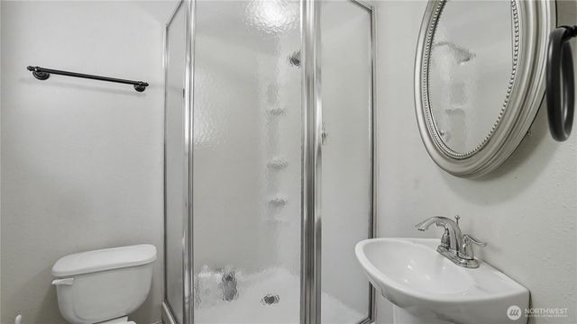 6572 123rd Avenue SE, Bellevue, WA 98006