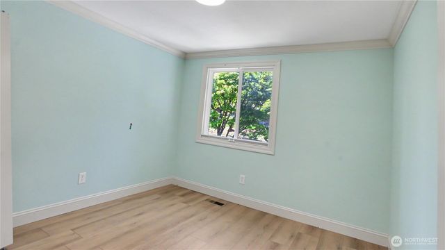 6572 123rd Avenue SE, Bellevue, WA 98006
