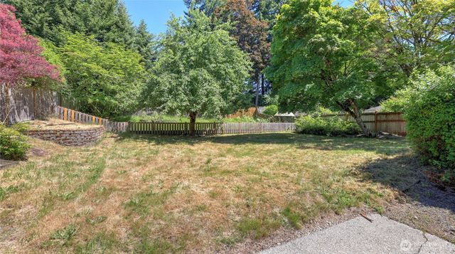 6572 123rd Avenue SE, Bellevue, WA 98006