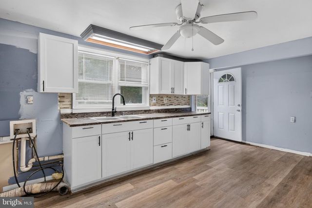 525 LARCH AVE, Browns Mills, NJ 08015