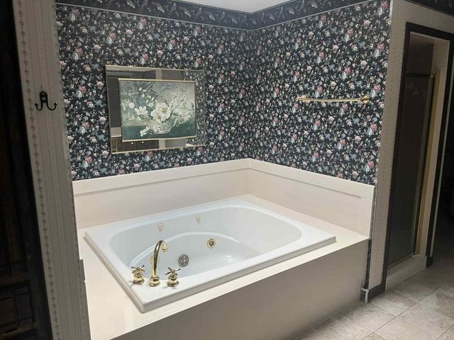 201 Deer Run Lane, Mena, AR 71953