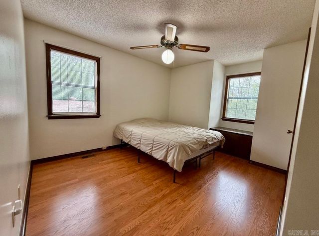 201 Deer Run Lane, Mena, AR 71953