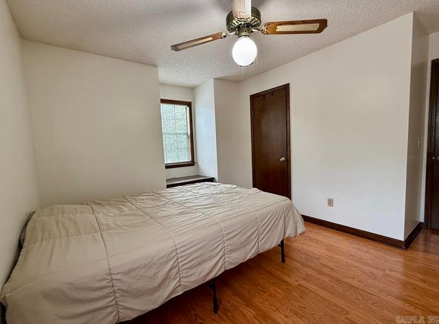 201 Deer Run Lane, Mena, AR 71953