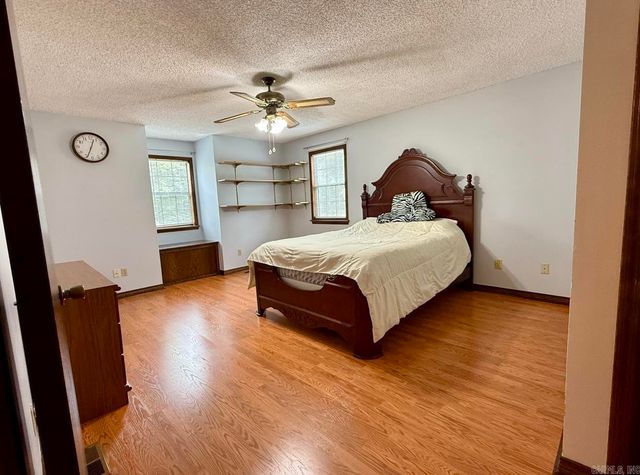 201 Deer Run Lane, Mena, AR 71953