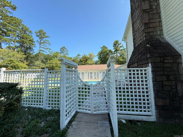 201 Deer Run Lane, Mena, AR 71953