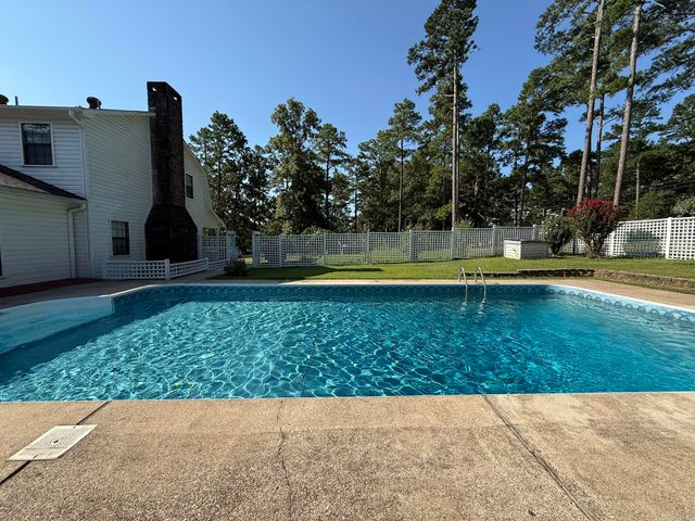 201 Deer Run Lane, Mena, AR 71953