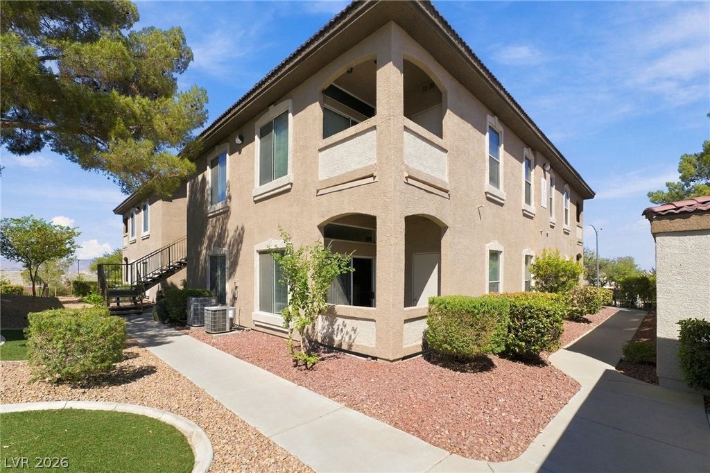 2305 West Horizon Ridge Parkway 211, Henderson, NV 89052 — exterior