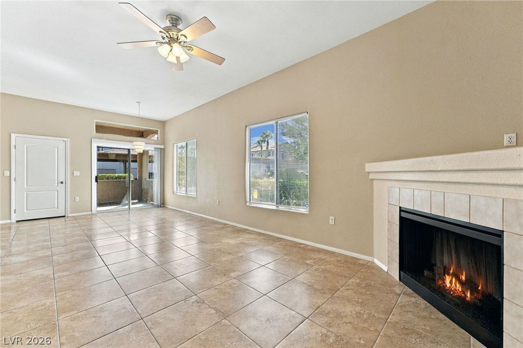 2305 West Horizon Ridge Parkway 211, Henderson, NV 89052 — photo 5