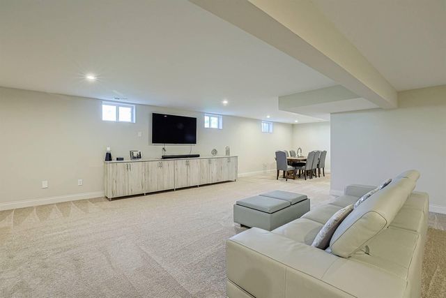 2729 White Pine Drive, Villa Hills, KY 41017