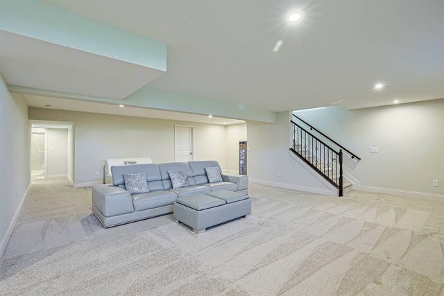 2729 White Pine Drive, Villa Hills, KY 41017