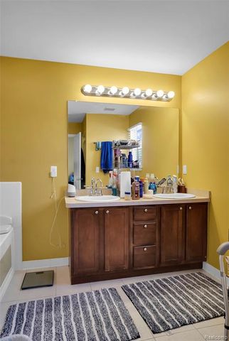 200 Legacy Park Circle, Dearborn Heights, MI 48127