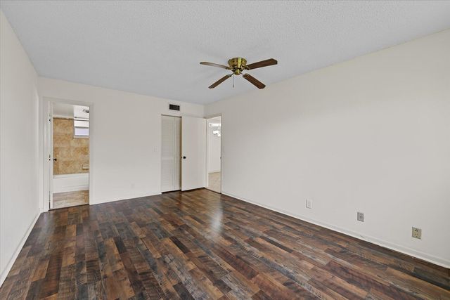 719 Lori Drive 204, Palm Springs, FL 33461