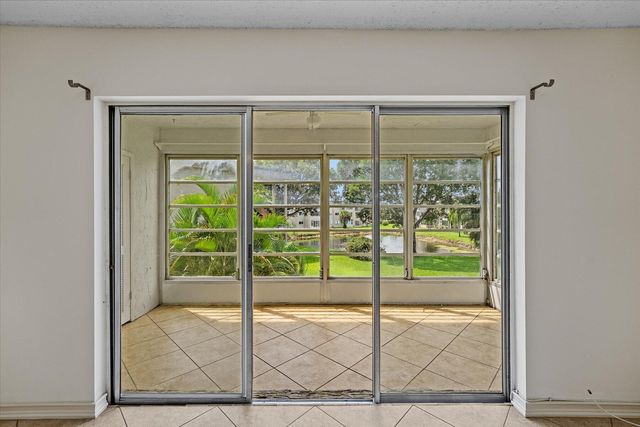 719 Lori Drive 204, Palm Springs, FL 33461