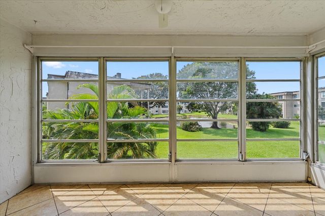 719 Lori Drive 204, Palm Springs, FL 33461