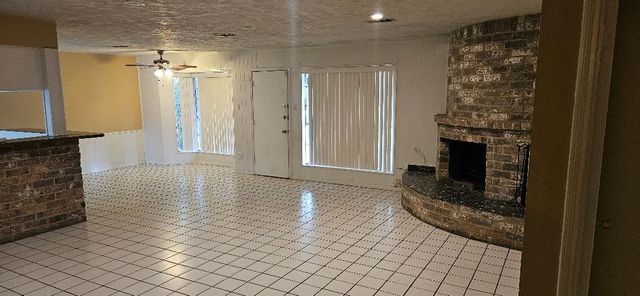 9331 Meaux Drive, Houston, TX 77031