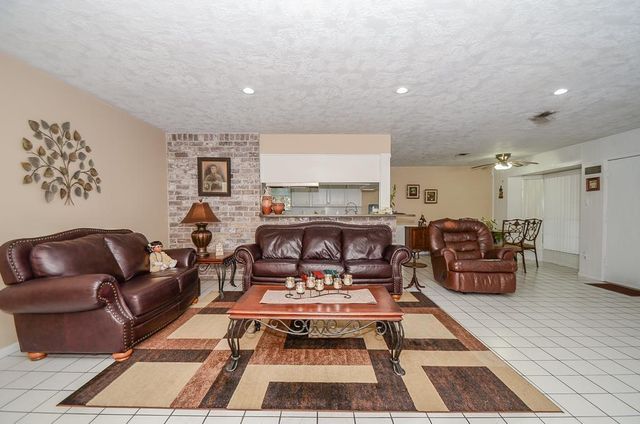 9331 Meaux Drive, Houston, TX 77031