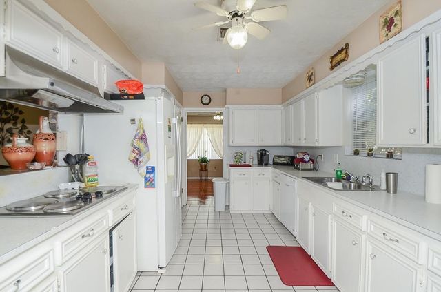 9331 Meaux Drive, Houston, TX 77031