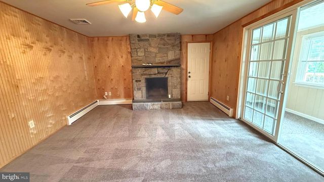 1805 BUCHERT RD, Pottstown, PA 19464
