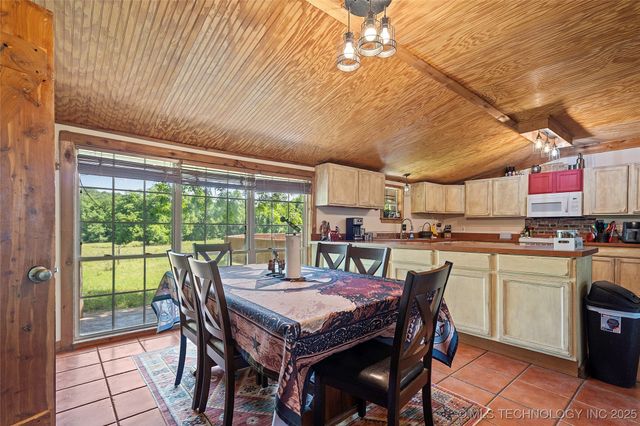 4124 Salerno Lane, Marietta, OK 73448