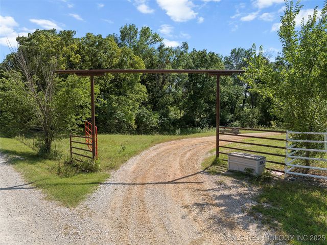 4124 Salerno Lane, Marietta, OK 73448