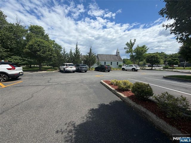 3 Lewis Street 3C, Closter, NJ 07624