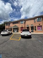 3 Lewis Street 3C, Closter, NJ 07624