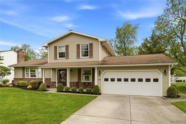 418 Woodward Crescent, West Seneca, NY 14224