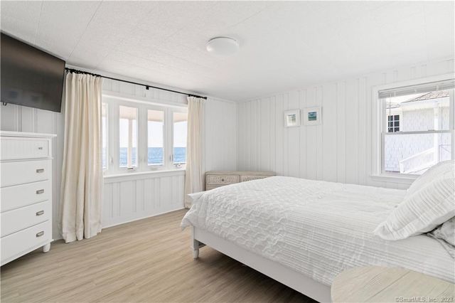 8 Belaire Manor, Old Saybrook, CT 06475