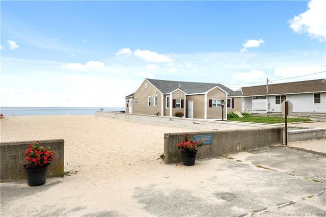 8 Belaire Manor, Old Saybrook, CT 06475
