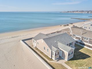 8 Belaire Manor, Old Saybrook, CT 06475