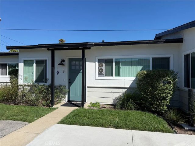241 Costa Mesa St, Unit B, Costa Mesa, CA 92627