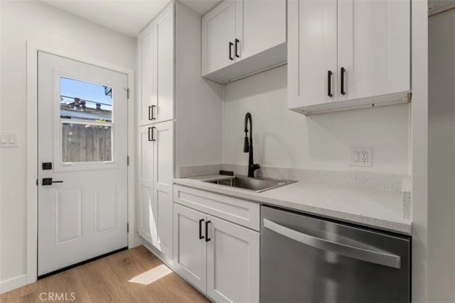 241 Costa Mesa St, Unit B, Costa Mesa, CA 92627