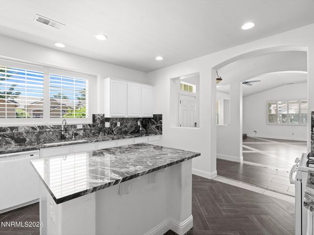 1409 Wild Wolf Way, Reno, NV 89521