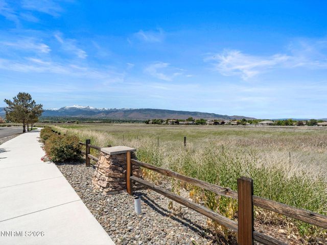 1409 Wild Wolf Way, Reno, NV 89521