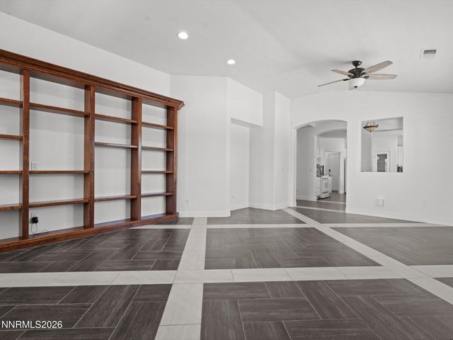 1409 Wild Wolf Way, Reno, NV 89521