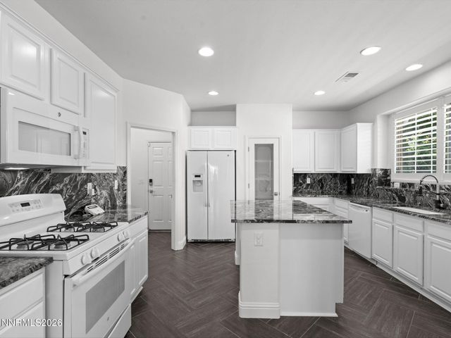 1409 Wild Wolf Way, Reno, NV 89521