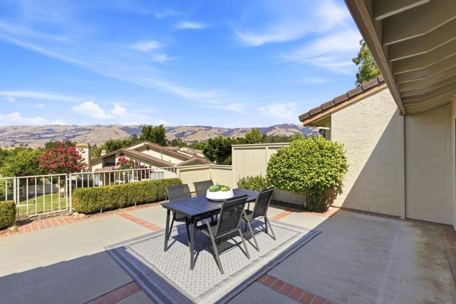 3327 Lake Albano Circle, San Jose, CA 95135