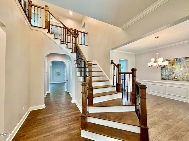 724 Peninsula Forest Place, Cary, NC 27519