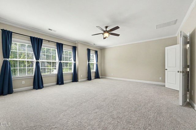 724 Peninsula Forest Place, Cary, NC 27519