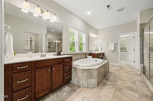724 Peninsula Forest Place, Cary, NC 27519