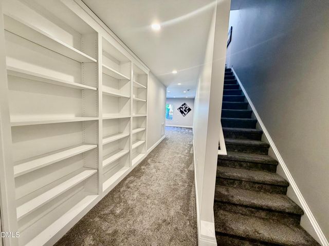 724 Peninsula Forest Place, Cary, NC 27519