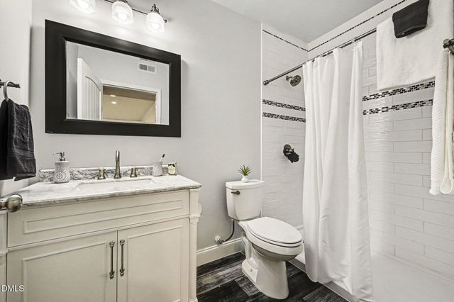 724 Peninsula Forest Place, Cary, NC 27519