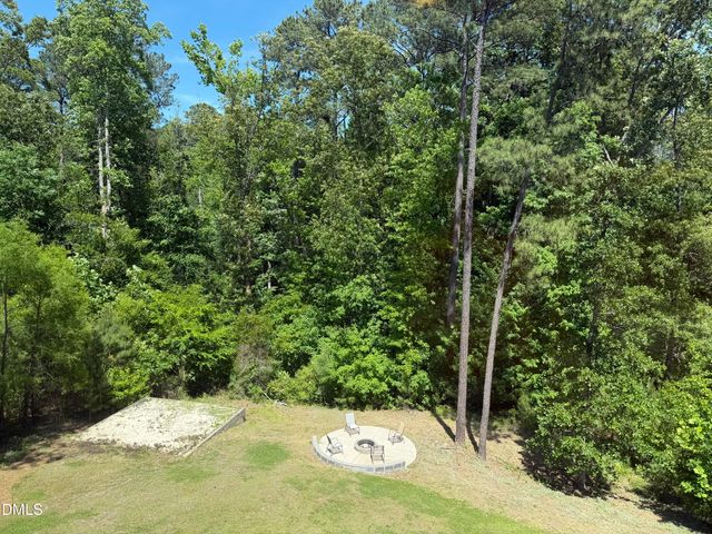 724 Peninsula Forest Place, Cary, NC 27519